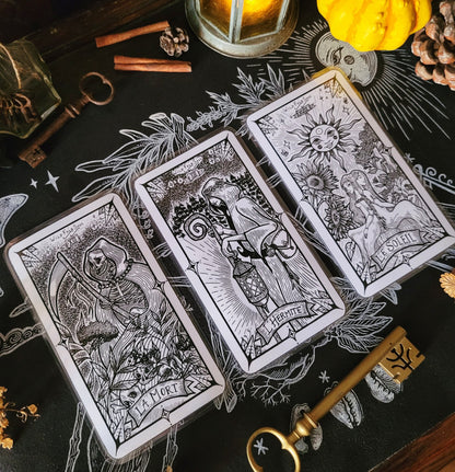 Bookmarks Tarot Card - Death, The Hermit, The Sun, The Chariot, The Empress, The World -