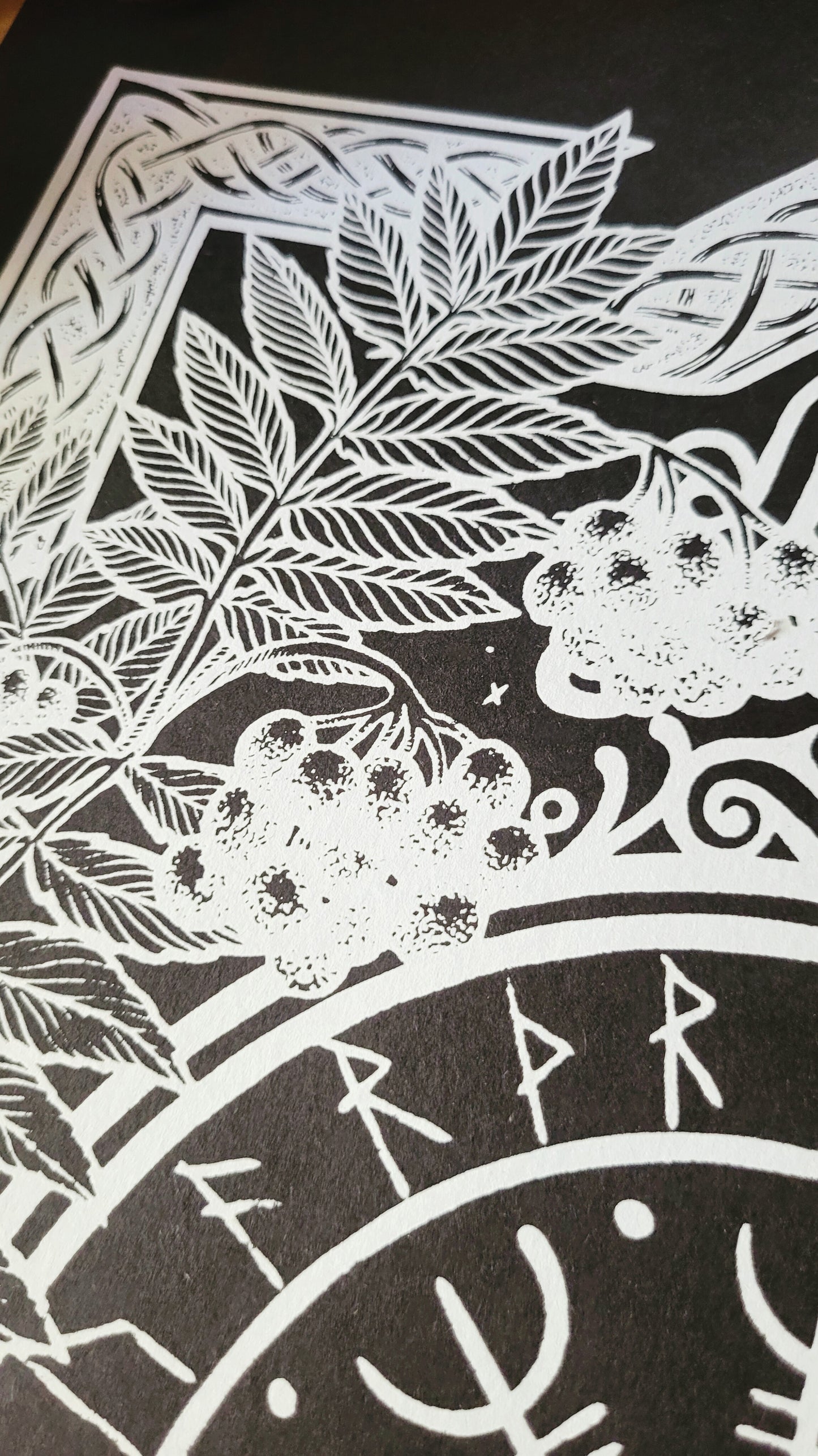 Affiches sérigraphiées Runes & Roots - Format A3