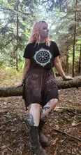 Charger l&#39;image dans la galerie, Précommande Crop top (2 coloris) - Runes &amp; Roots - Frais de port comprit