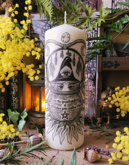 Bougie pilier - Sorcière au Chaudron
