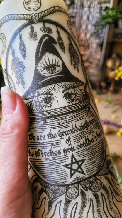 Bougie pilier - Sorcière au Chaudron