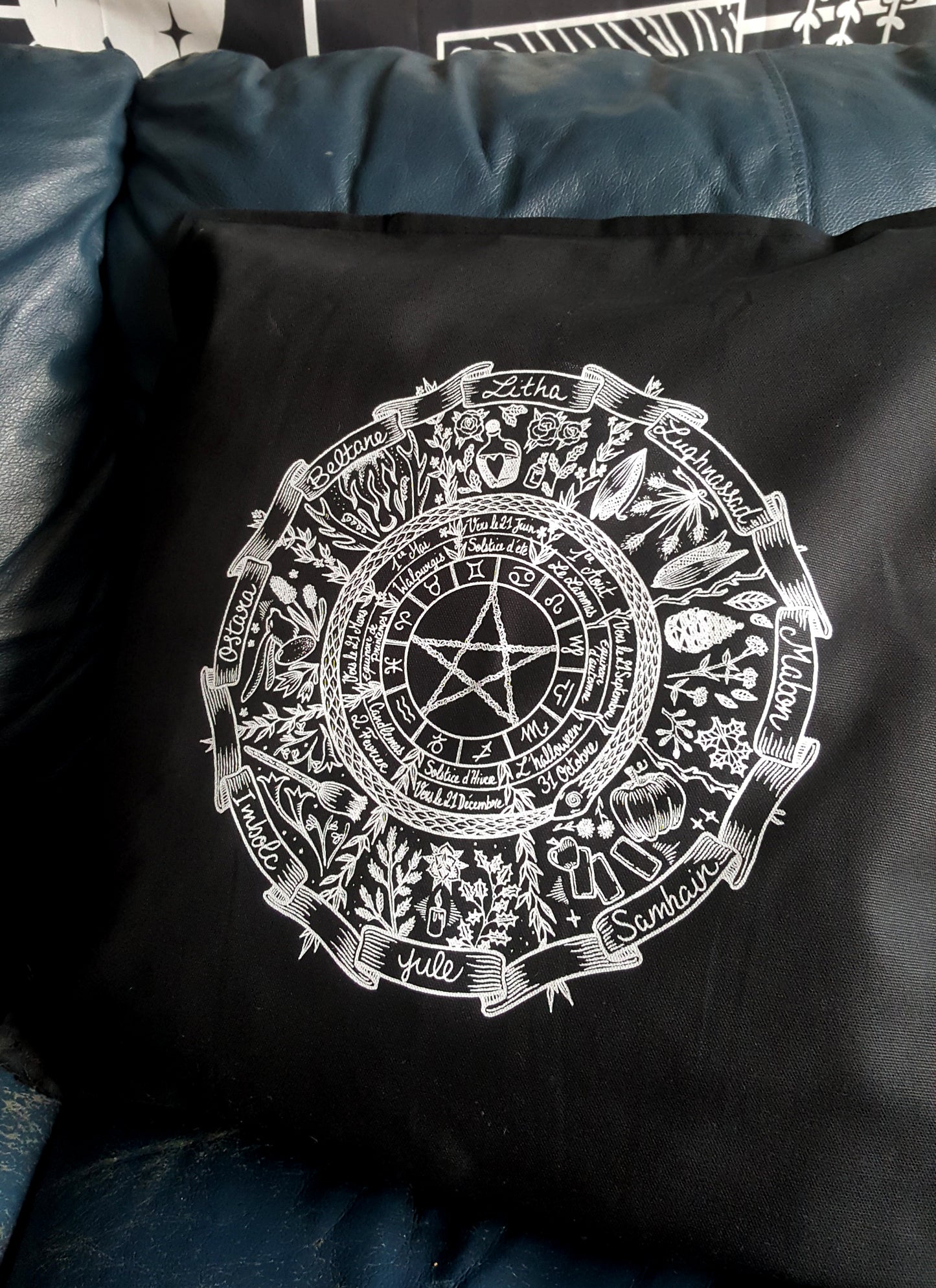 Housse de Coussin Roue de l'année Noir