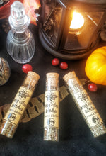 Charger l&#39;image dans la galerie, Encens en grains Stay Calm Witches