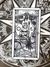 Charger l&#39;image dans la galerie, Marques pages Carte de Tarot - Le Chariot, L&#39;Impératrice, Le Monde -